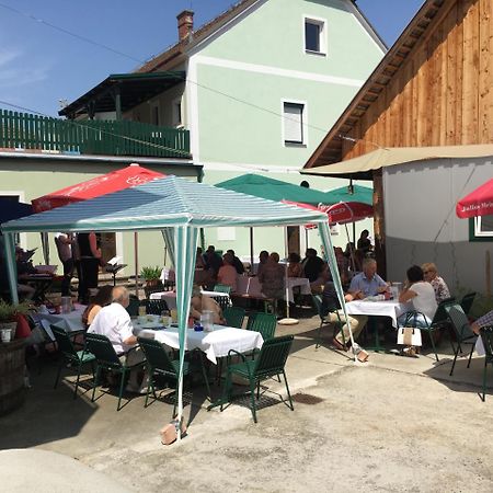 Hotel Gwörthwirt Kasten bei Böheimkirchen Exterior foto